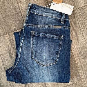 KanCan Dark Wash Toby Mid Rise Skinny Denim Jeans Great for Tall Fall Boots